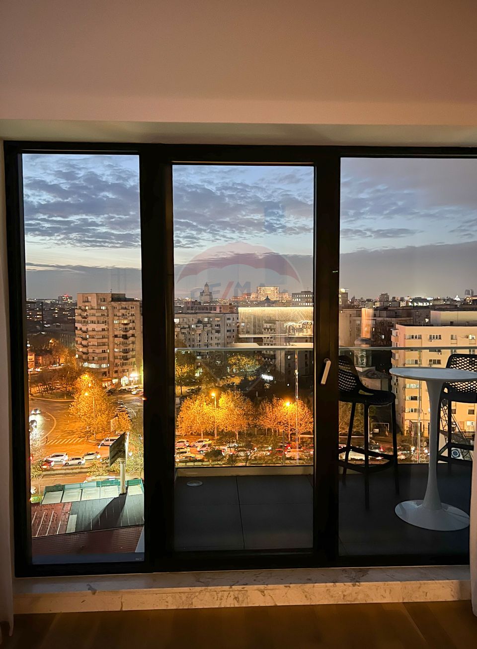 Luxury finished apartment for rent, ONE Timpuri Noi, parking space