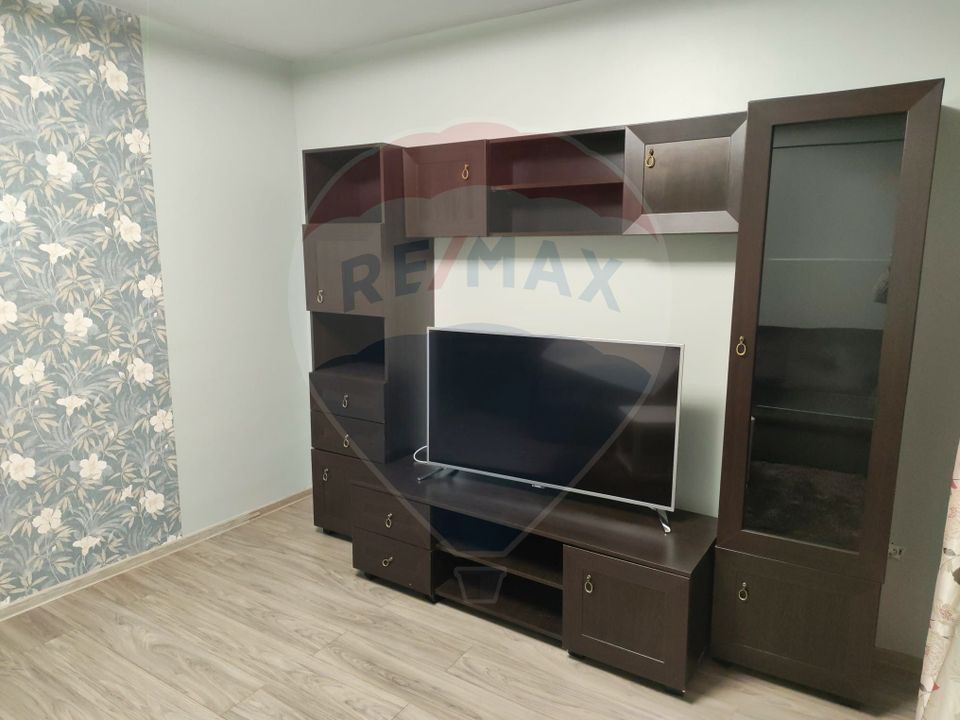 2 room Apartment for rent, 1 Mai area