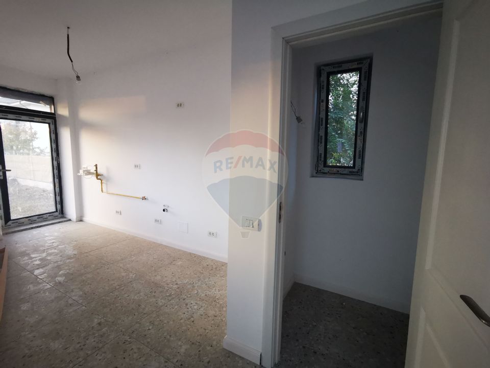 4 room House / Villa for sale