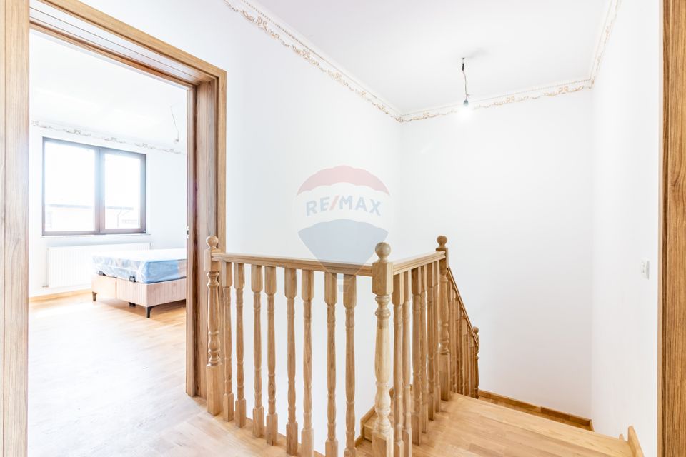 Duplex house for sale Chitila 5 rooms / land 348 sqm