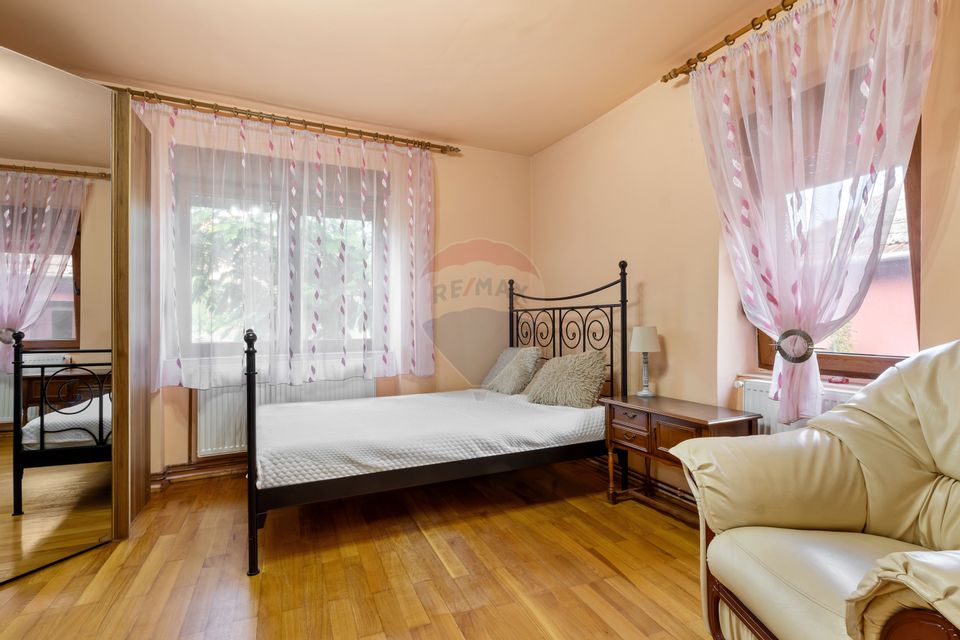 Casă de vânzare în Pecica – teren generos, utilată și mobilată complet