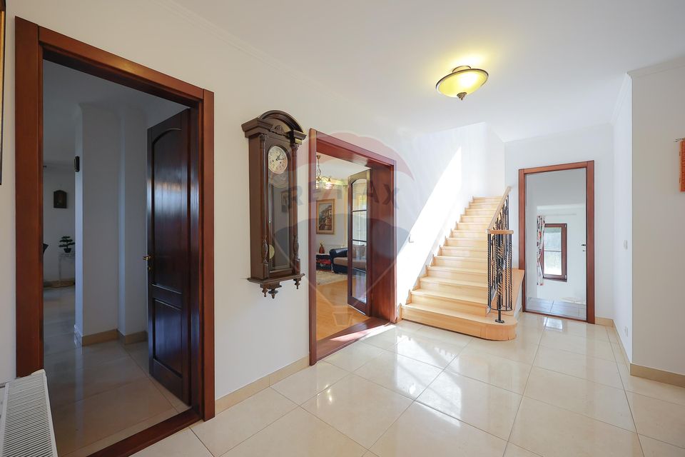 7 room House / Villa for sale, Dealuri Oradea area