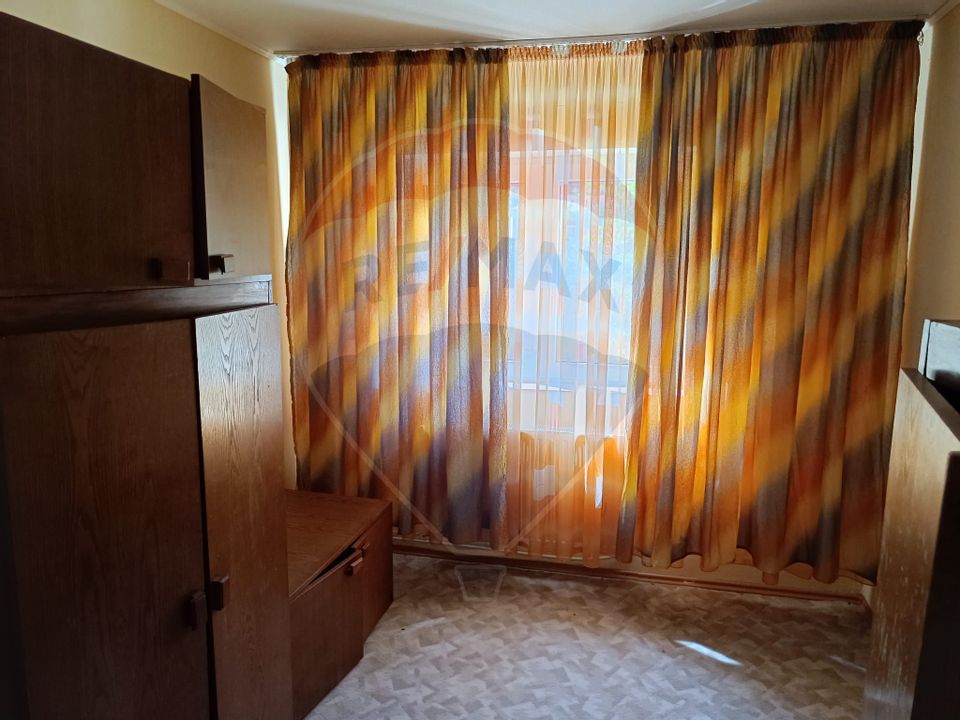 Apartament 3 camere decomantdate Slanic Moldova