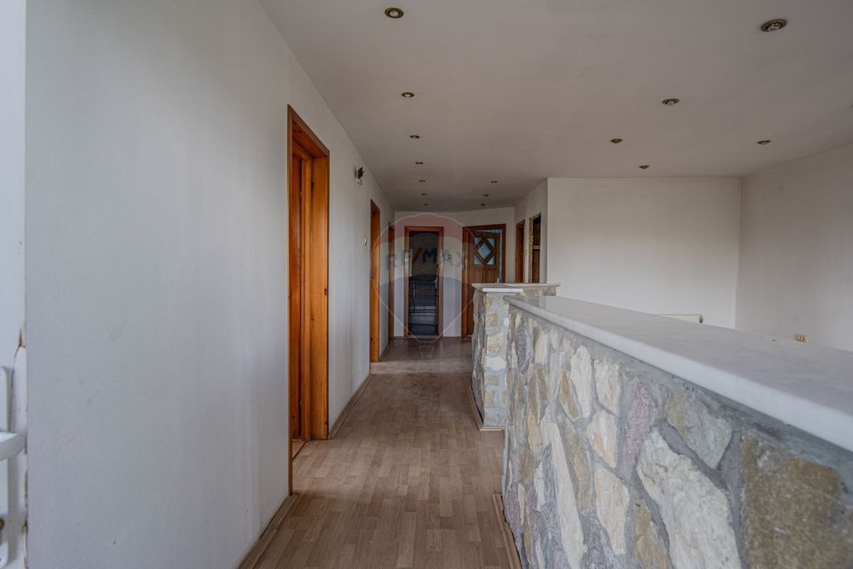 7 room House / Villa for sale