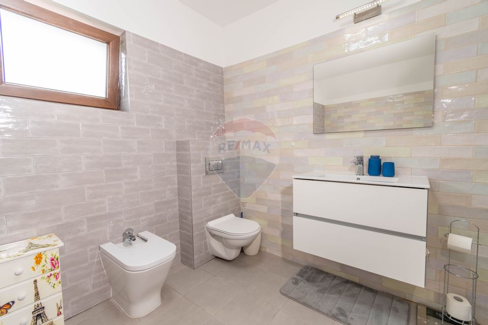 Casa de vanzare, Jucu de Sus teren 811mp, 4 Camere, 2 Bai, Priveliște