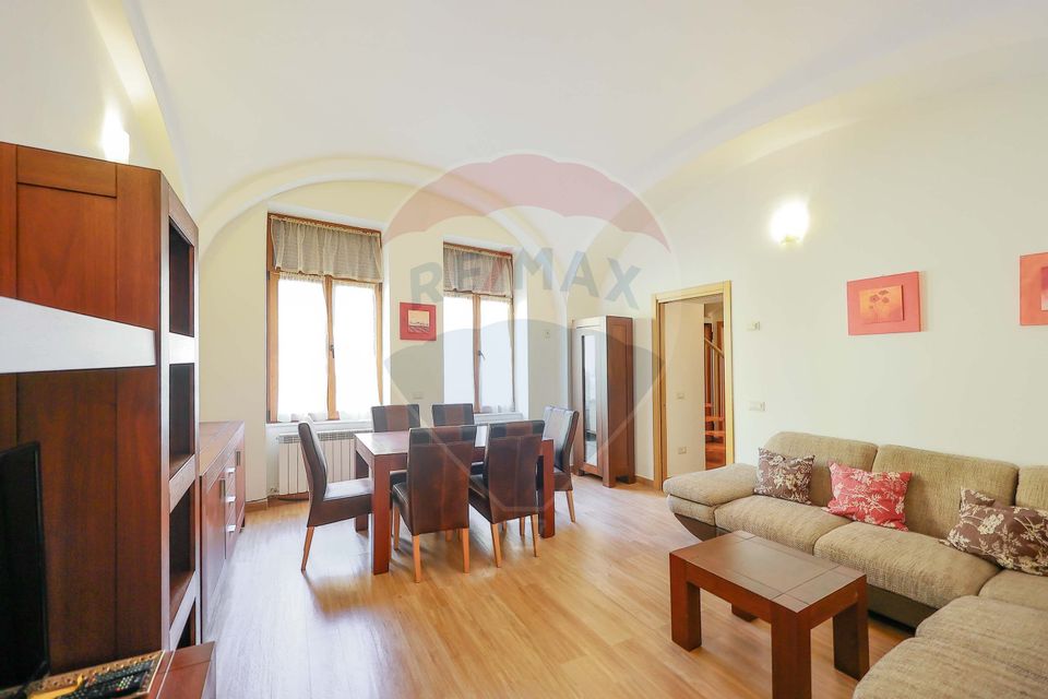 Apartament de vânzare în Piața Unirii, Oradea