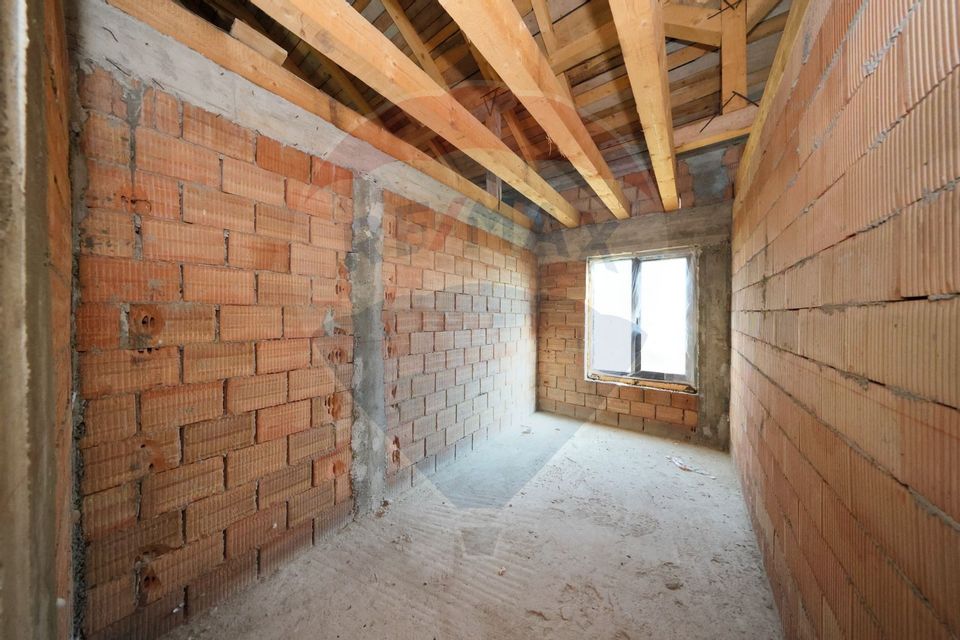 6 room House / Villa for sale