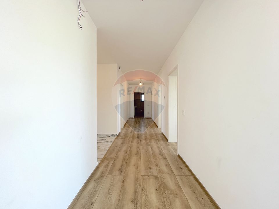 !! VANDUT !! Casă individuala, parter, 1400 mp teren, Sanpetru