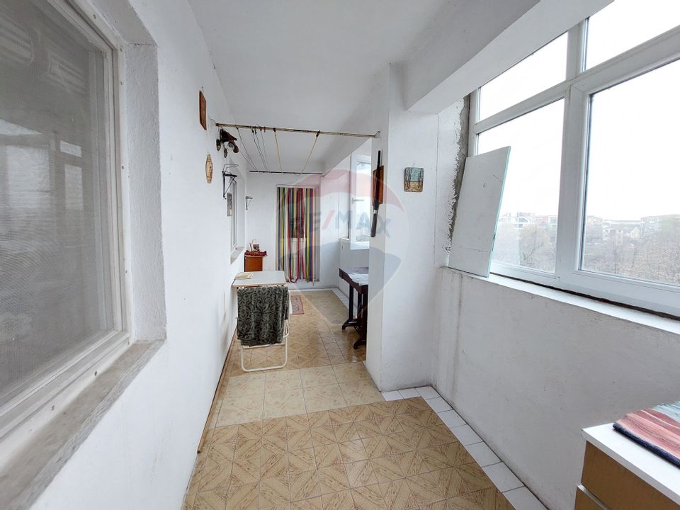 5 room Apartment for sale