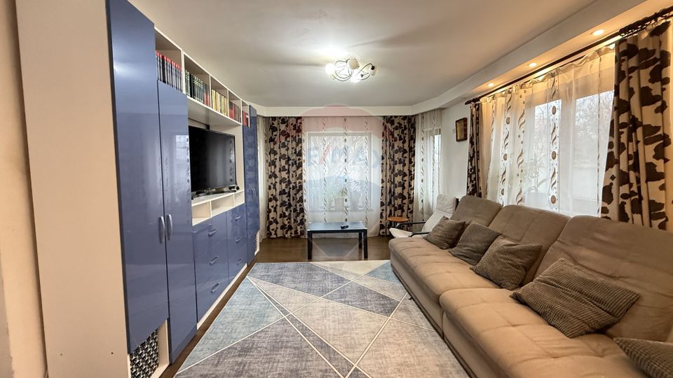 Casă / Vilă cu 5 camere de vânzare Magurele