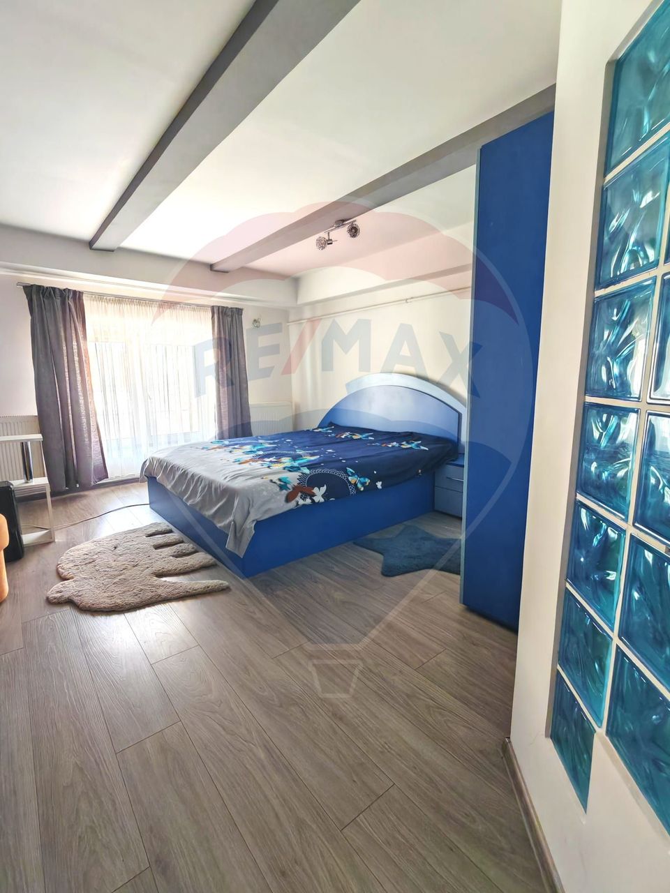 6 room House / Villa for sale, Central area