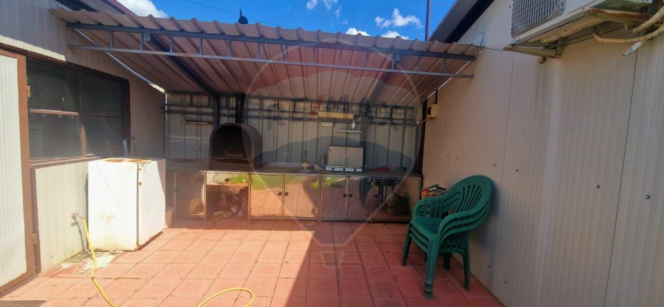 Land 2,000sqm Livada / None