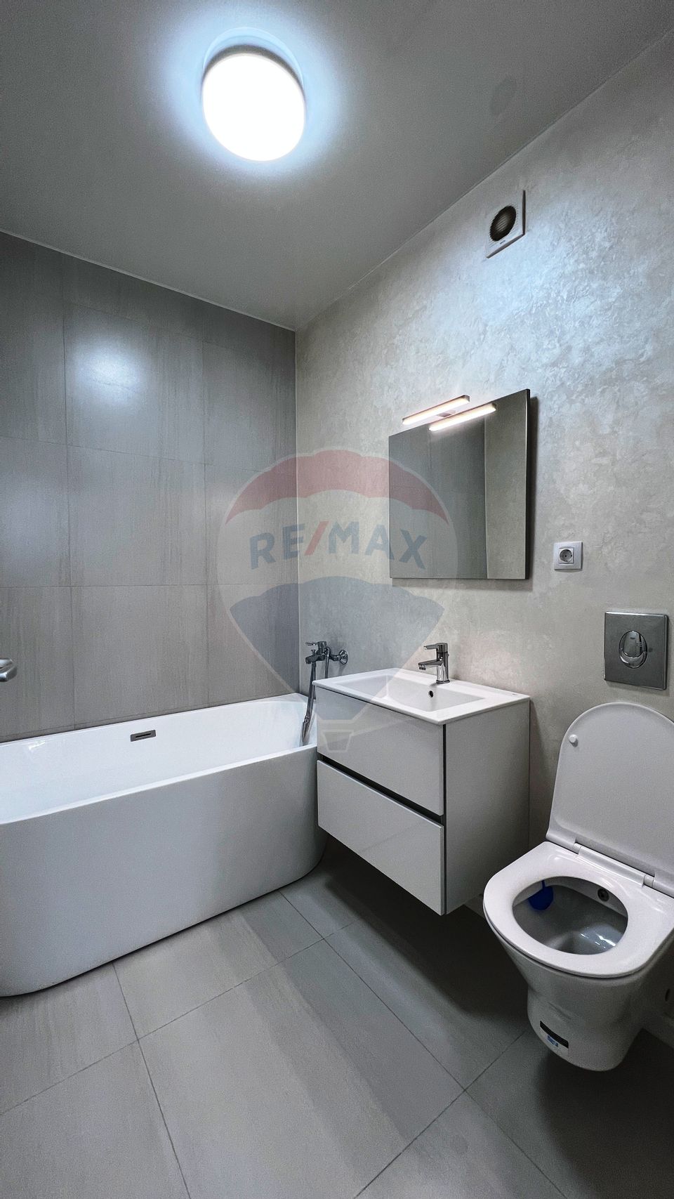 Apartament de inchiriat 3 camere - Central Park 4 I Galați