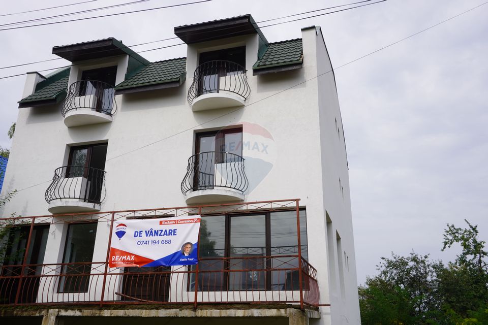 10 room House / Villa for sale