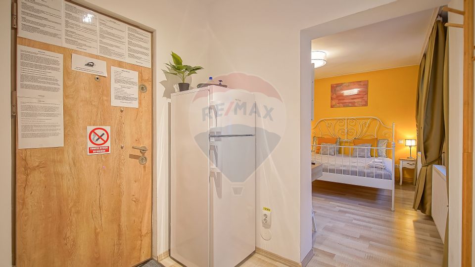 Casa cu 5 studiouri independente, terasa rooftop, vedere montana