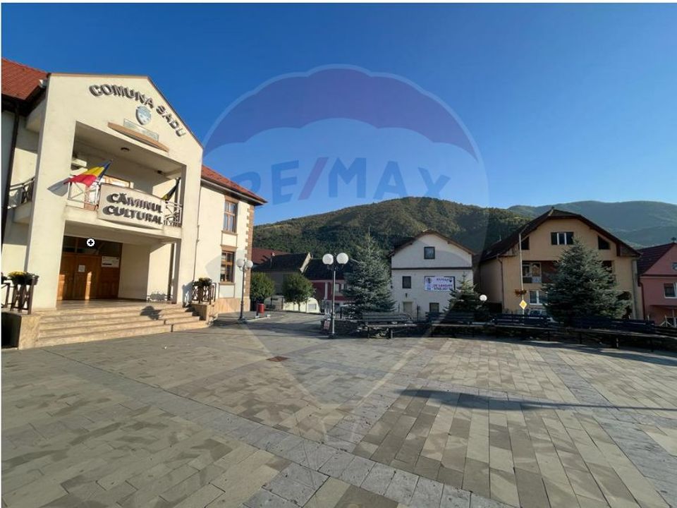 Vilă  de vânzare in Sadu