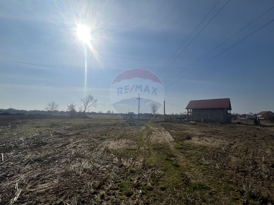 Teren de vanzare Seini  1900mp (Zona Casa Noi)