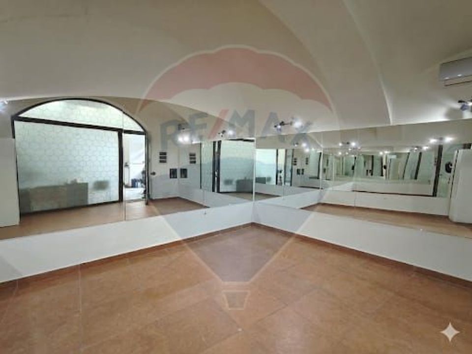 174sq.m Office Space for rent, Ultracentral area