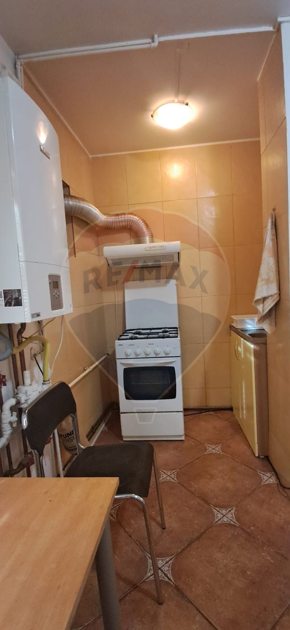 Inchiriere apartament 2 camere chiar lângă parc