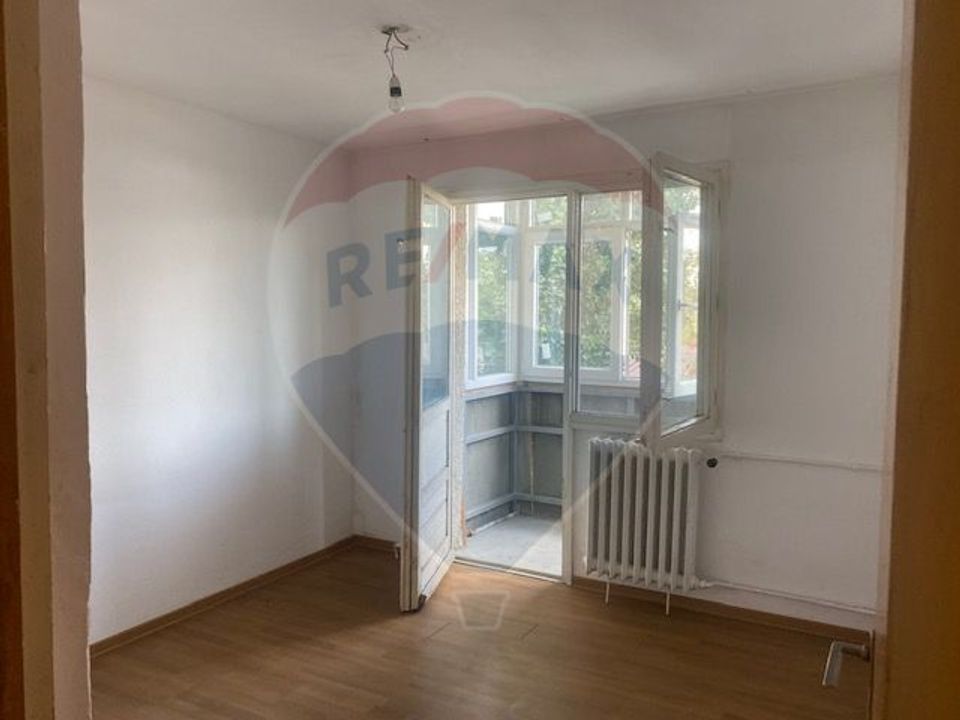 Apartament cu doua camere in zona Vitan