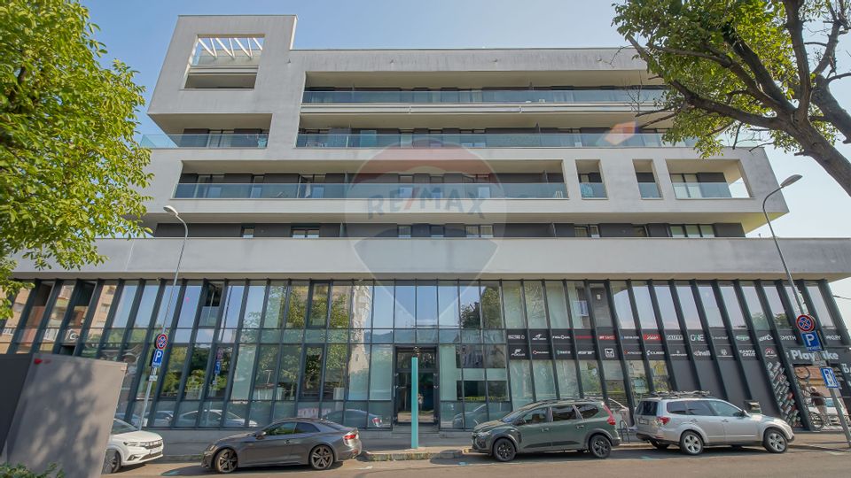 Birou “la cheie” de închiriat, complet mobilat și utilat – Brașov