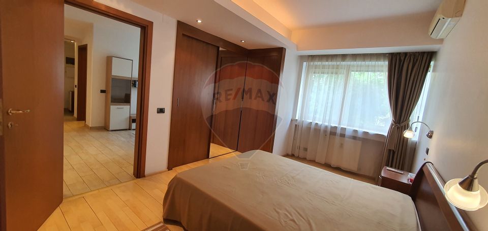 Apartament 3 camere Bd. Aviatorilor, bloc nou, loc parcare