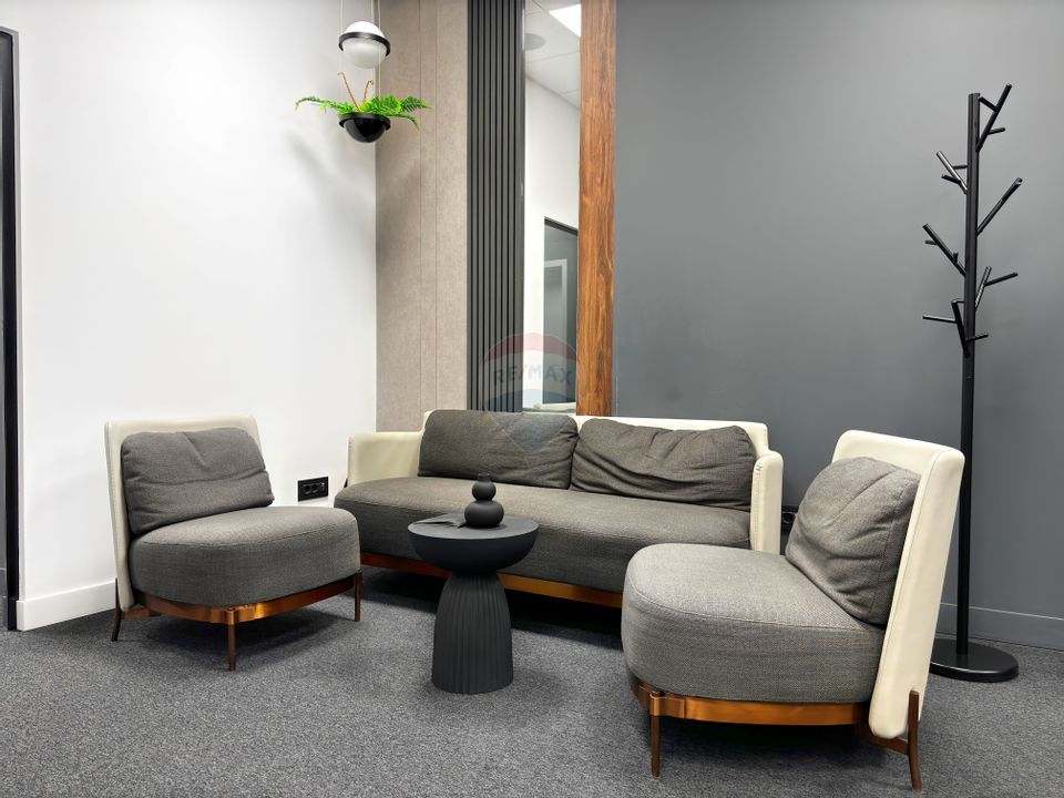 4 etaje in spațiu comercial ultramodern, Piața Victoriei