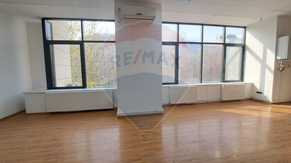 Central office space for rent 162 sqm in Unirii area