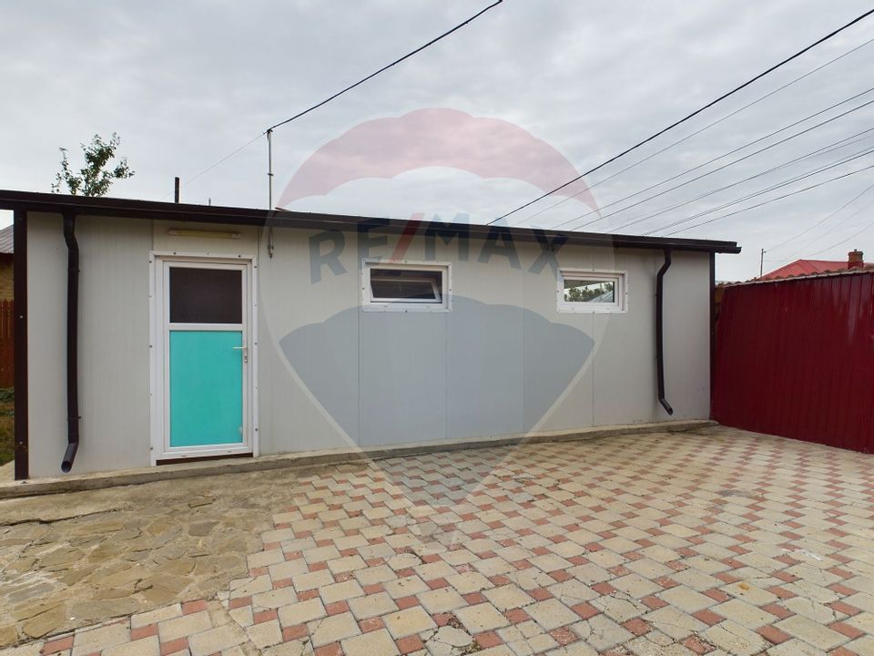 8 room House / Villa for sale