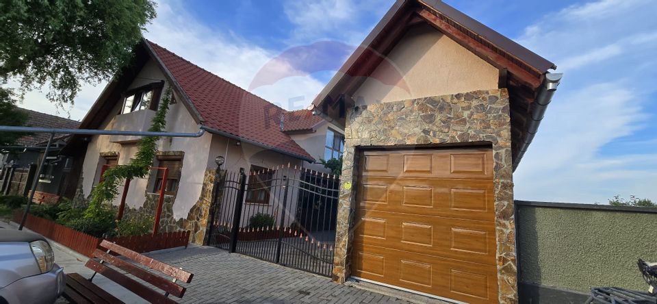 6 room House / Villa for sale