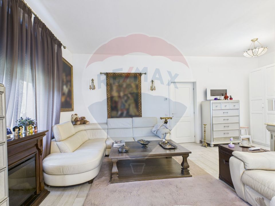 Casa pasiva autonoma Peris Cocioc 380 mp utili P+M teren 1040 mp