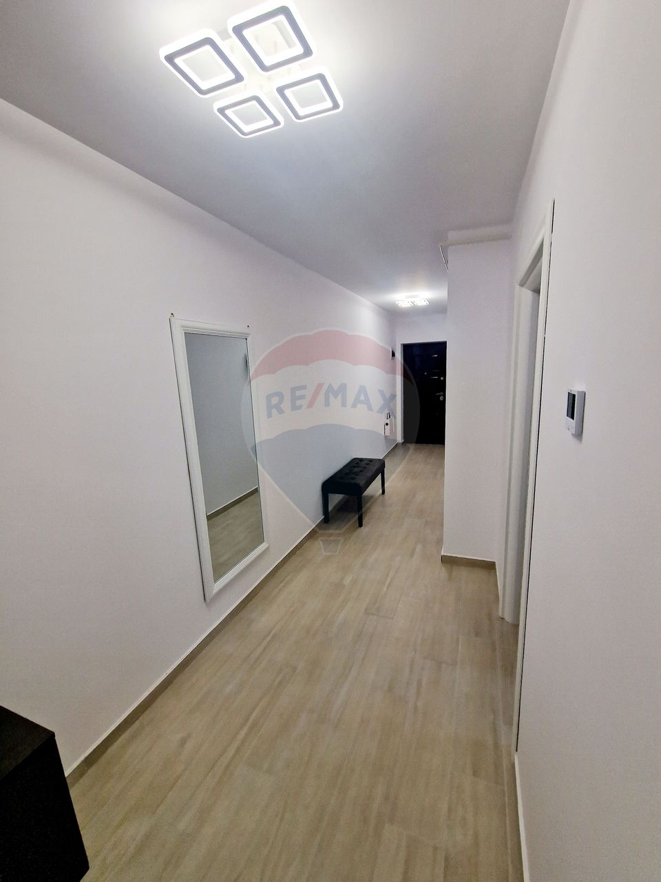 Apartament cu 2 camere de vânzare în Cartierul Tei