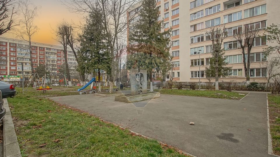 Comision 0% | Ap. 3 camere, etaj 1, complet renovat – Bd. Victoriei