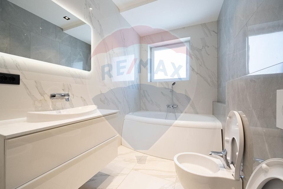 Vanare Penthouse de Lux -Laguna Residence | Terasă 165mp Vedere la Lac