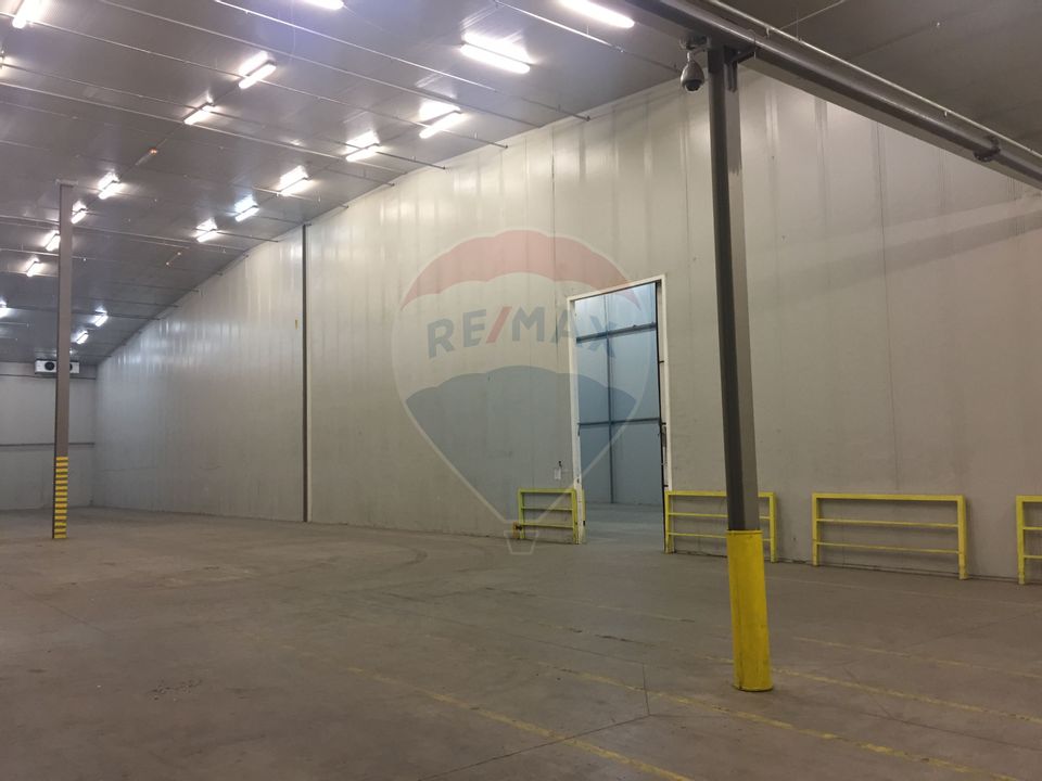 1,680sq.m Industrial Space for rent