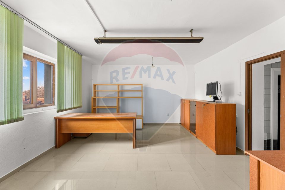 45sq.m Office Space for rent, Aradul Nou area