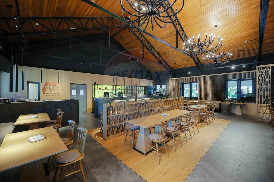 Hotel-Spa-Restaurant nou de Vânzare, 26 Camere, în Padiș,