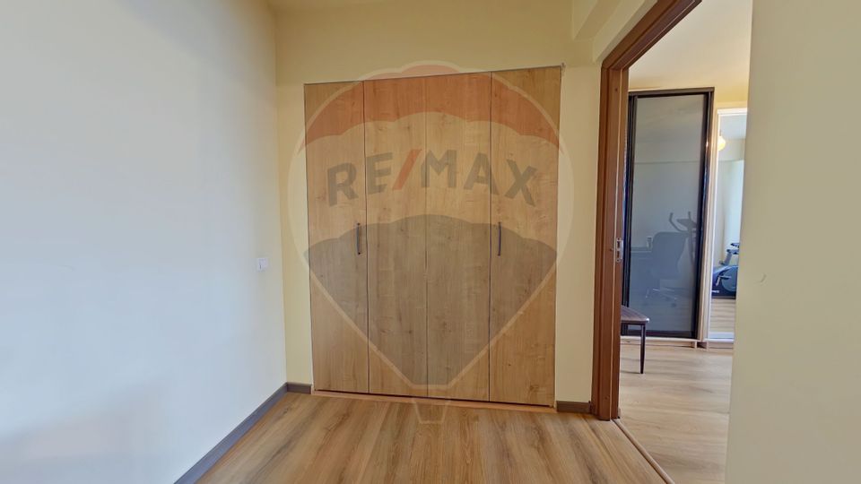 Apartament cu 3 camere, comision 0% la cumparator