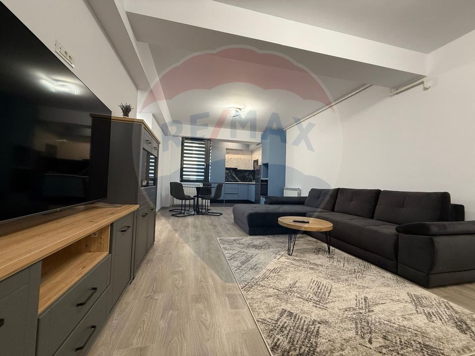 Apartament cu 2 camere de închiriat în zona Faleza Nord