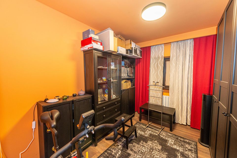 Apartament 4 camere de vanzare, vedere in parcul Plumbuita