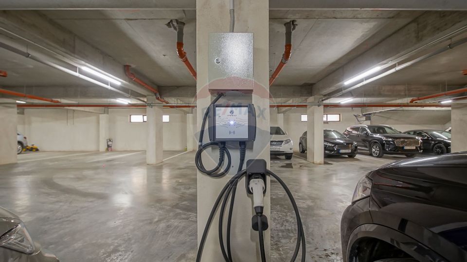 4 room Apartment for sale, Tractorul area