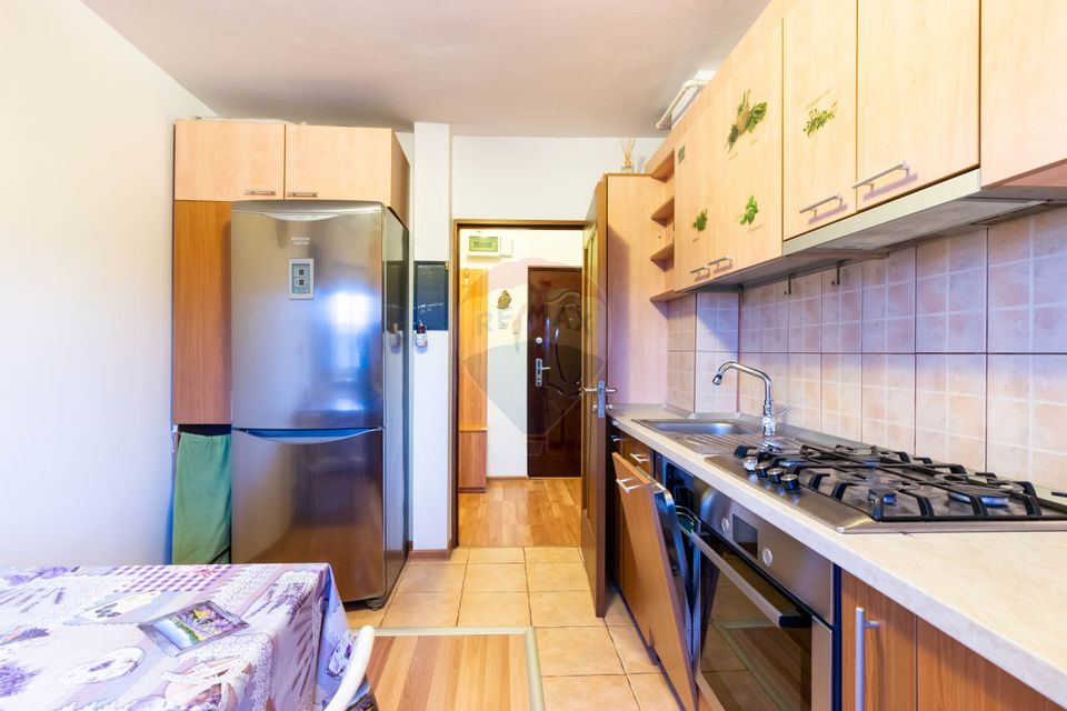 3 rooms apartment Gorjului | Moinesti | 8 minutes Metro