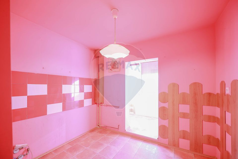 Apartament decomandat cu 2 camere de vânzare – Zona Dacia