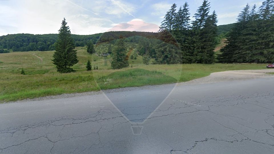 Land 6,750sqm Poiana Brasov / None