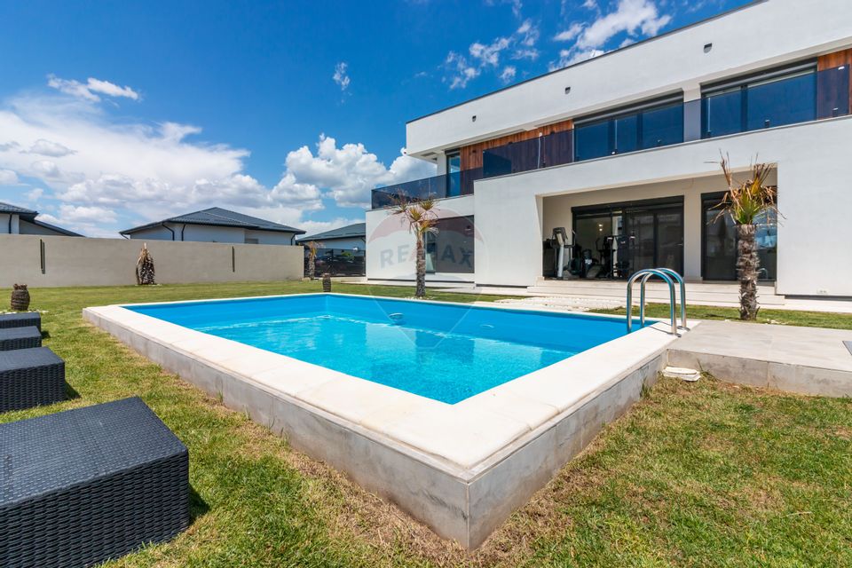 Vila Luxury de Vanzare in Balotesti