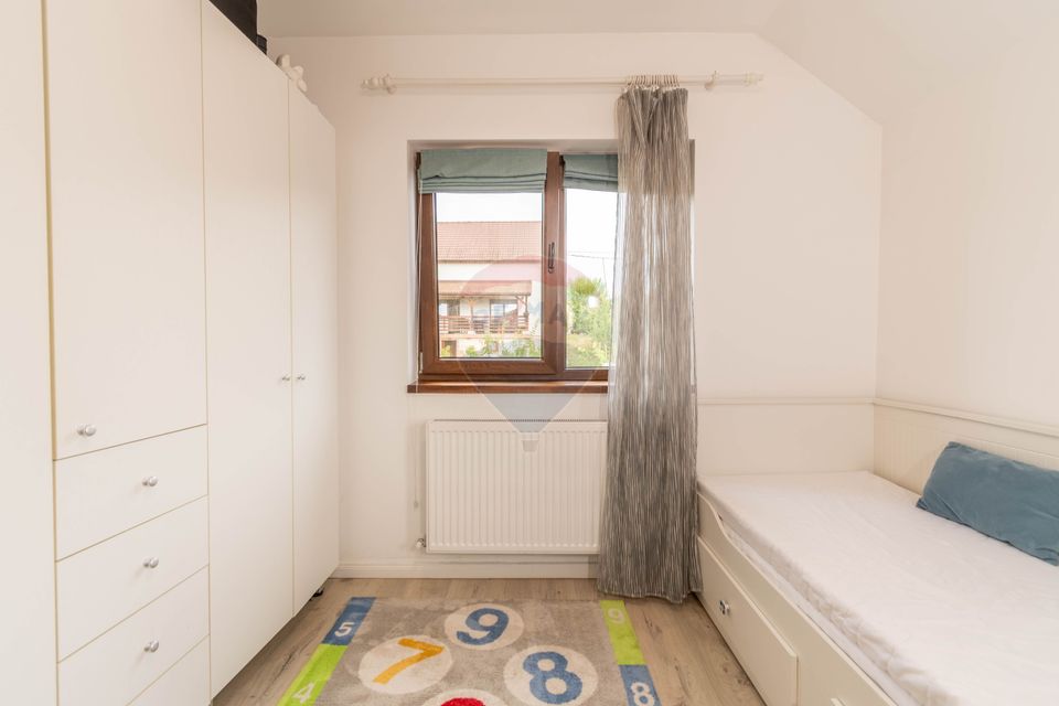 4 room House / Villa for sale