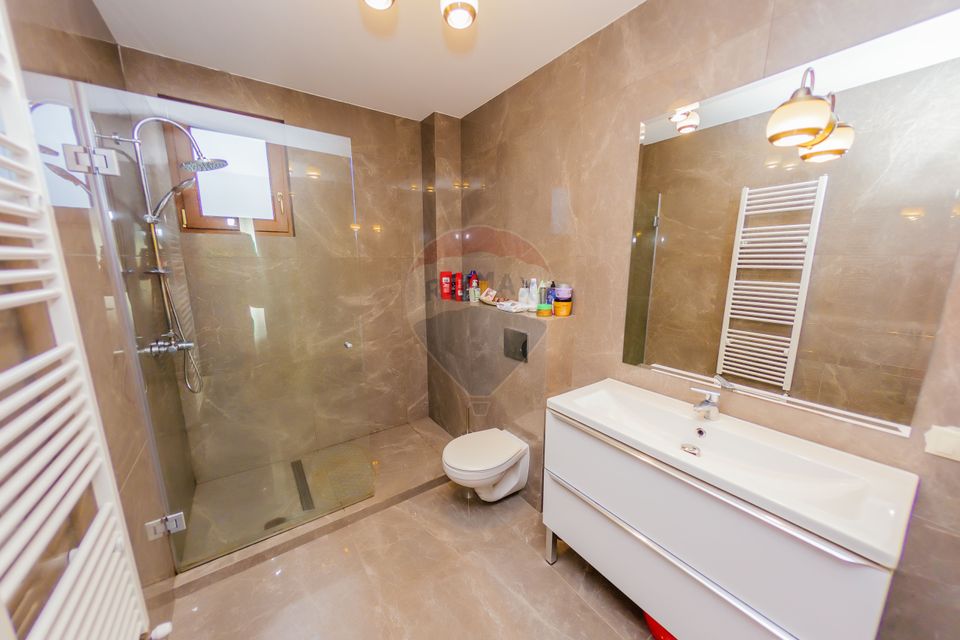 VILA CU TEREN GENEROS DE VANZARE/SCHIMB CU CASA