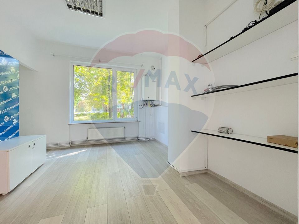 Spațiu de închiriat în zona 13 Decembrie