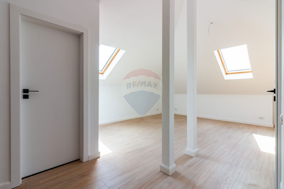 Villa 6 bedrooms | Generous Courtesy | Tunari - North