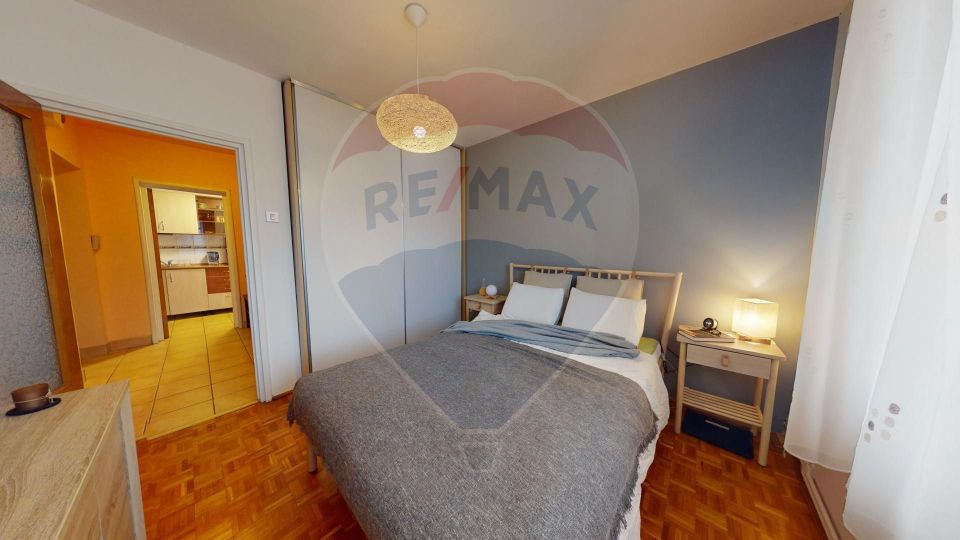 Inchiriere apartament 3 camere str. Hategului 2, Strand